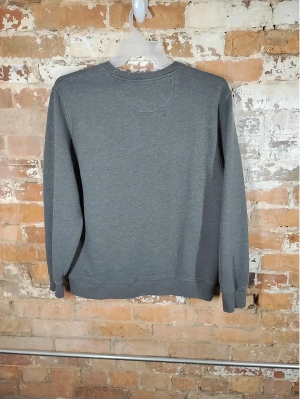 IZOD Men's Large Grey Pullover Crewneck Sweatshirt